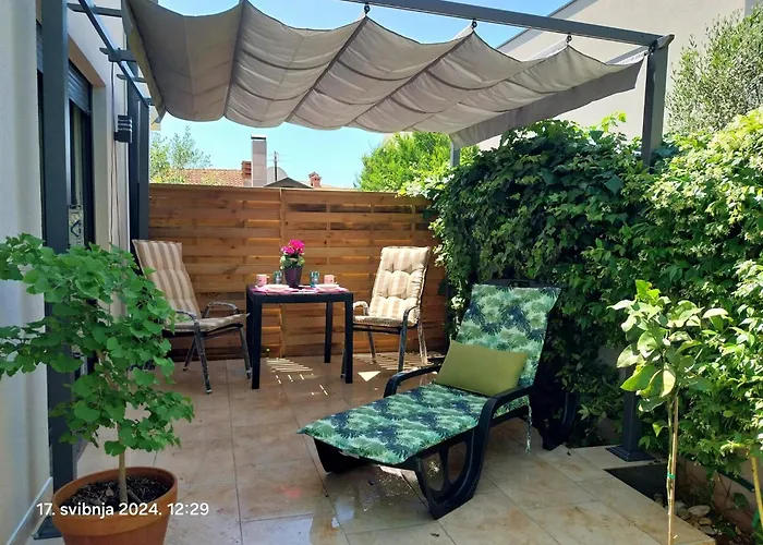 Studio Apartments Villa Valla - Free Bikes