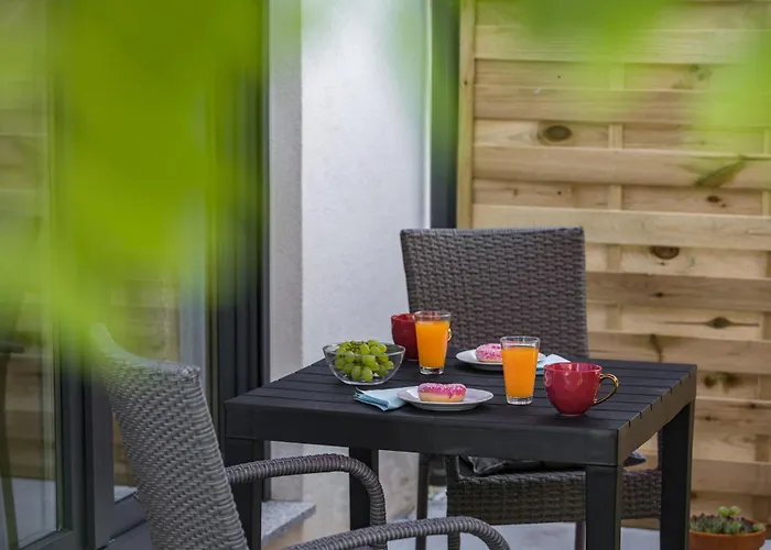 Studio Apartments Villa Valla - Free Bikes
