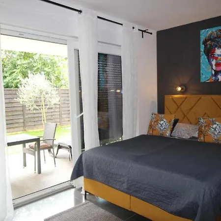 Studio Apartments Villa Valla - Free Bikes Fazana Exterior photo