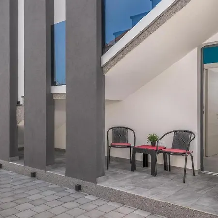 Studio Apartments Villa Valla - Free Bikes Fazana Exterior photo